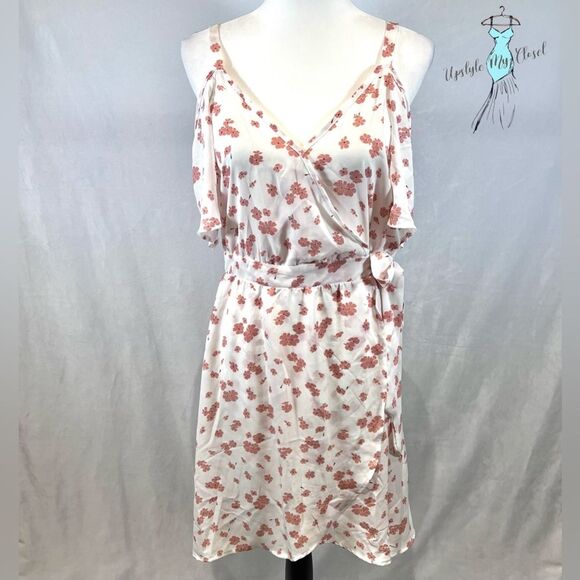 Jessica Simpson white and blush floral off shoulder faux wrap dress size large - Picture 1 of 7